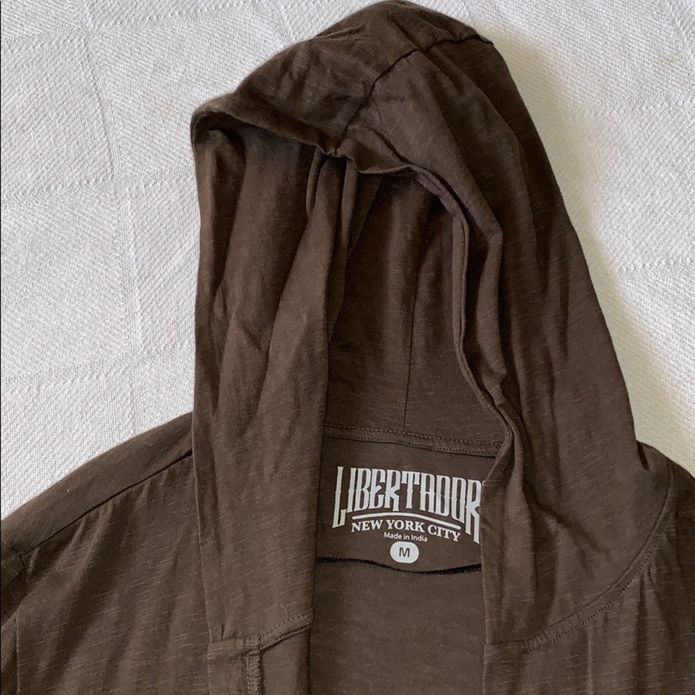 Casual muscle fit hoodie